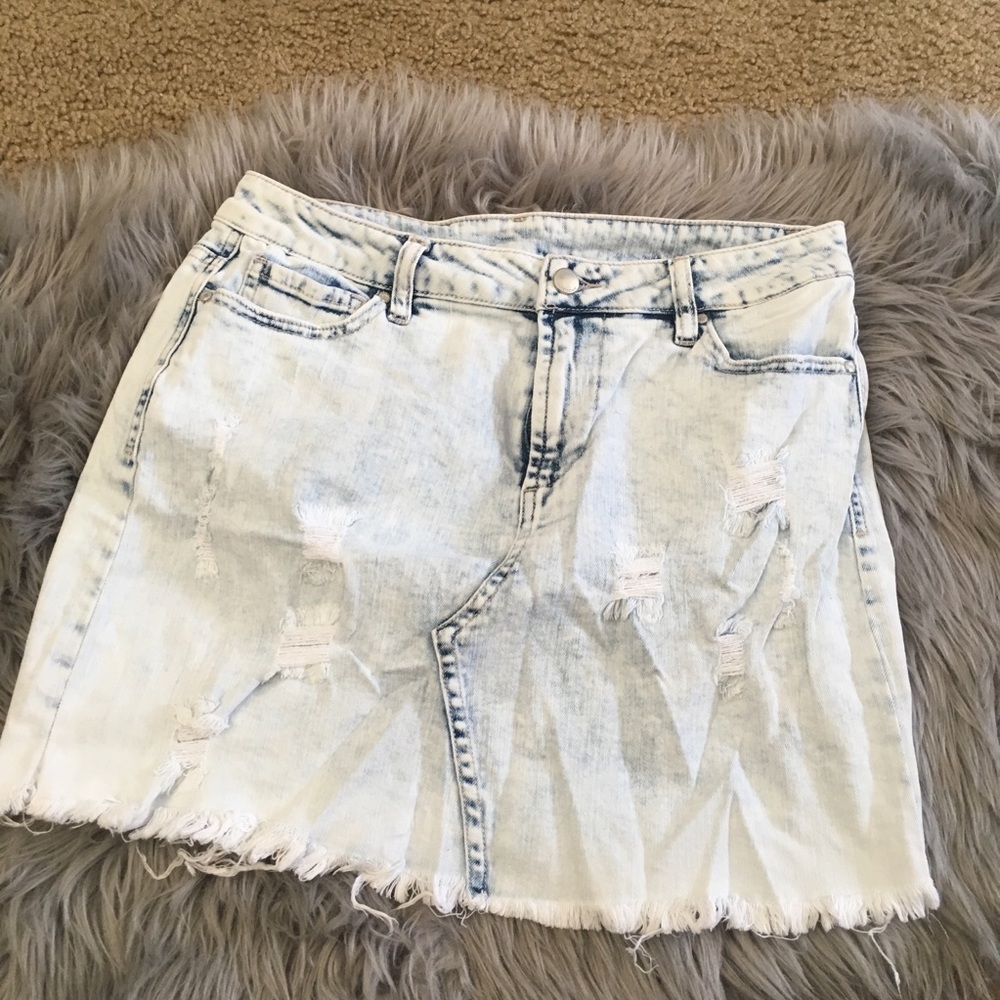 Denim skirt